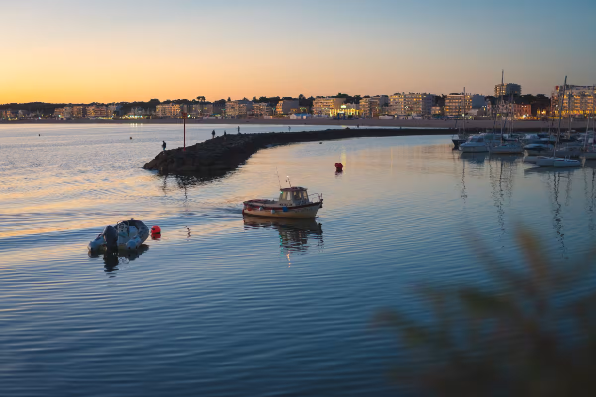 sunset plaisance