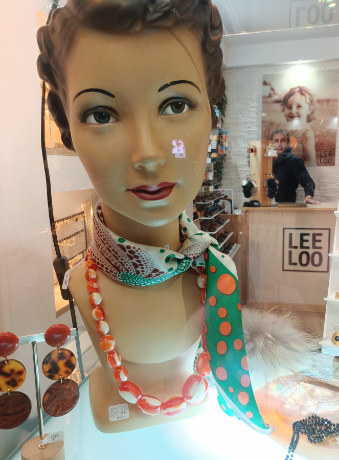 Coiffeuse à foulard