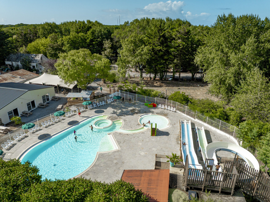 Vue aérienne piscine