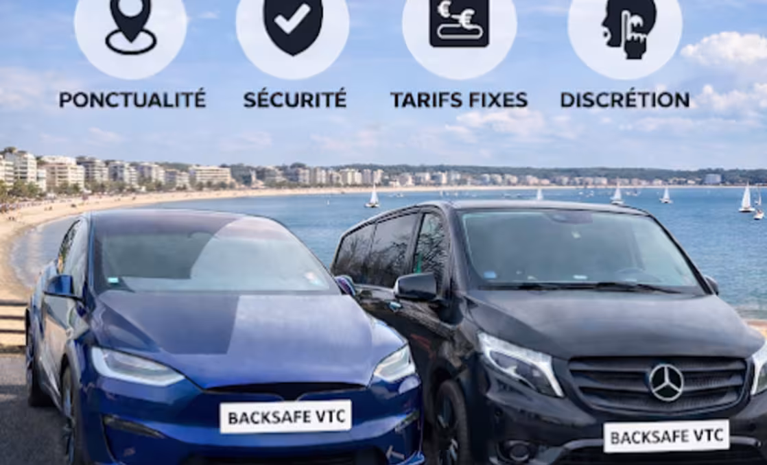 2 voitures garées en bord de mer, vue sur la baie de la baule