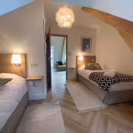 Chambre avec des lits simples