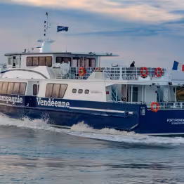 Bateau compagnie vendéenne en mer