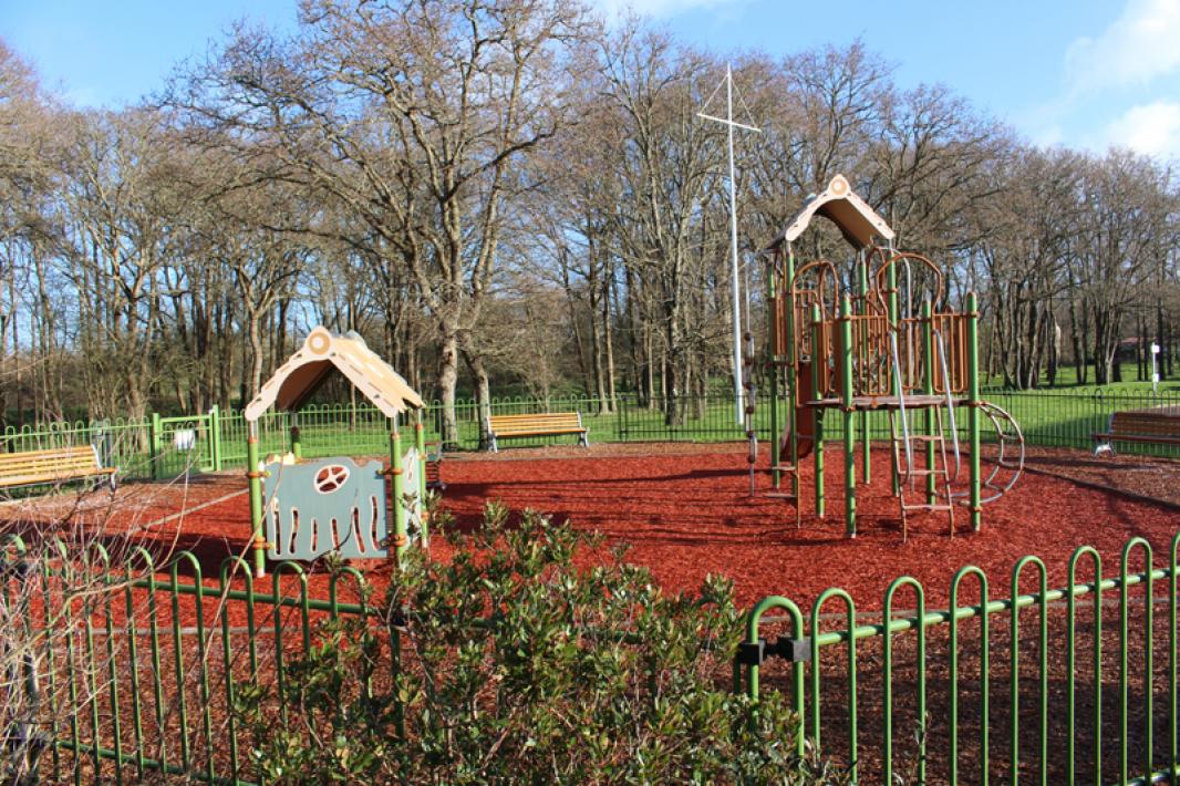 Playground of the island Pré