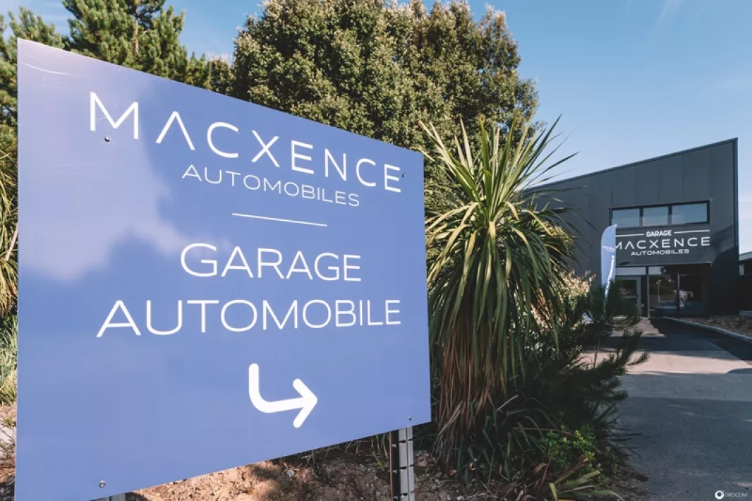 Enseigne Macxence Automobiles Enseigne Macxence Automobiles