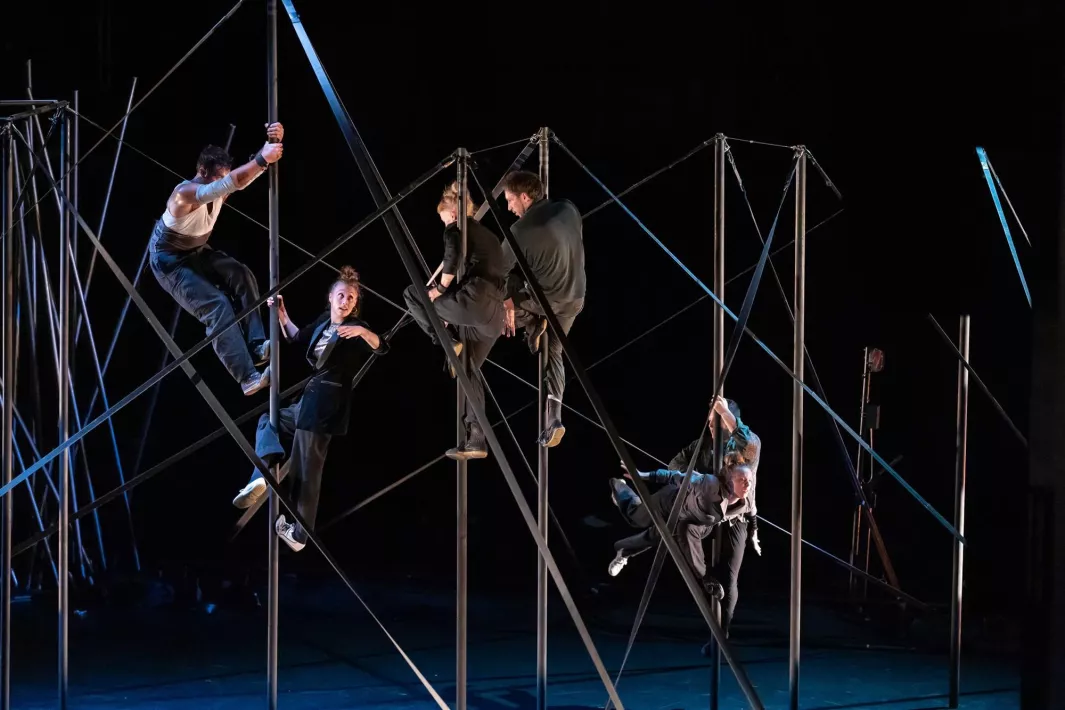 Mikado, petit récit d’effondrements